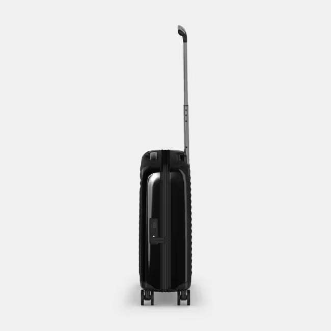 Victorinox Airox Global Hardside Carry-on