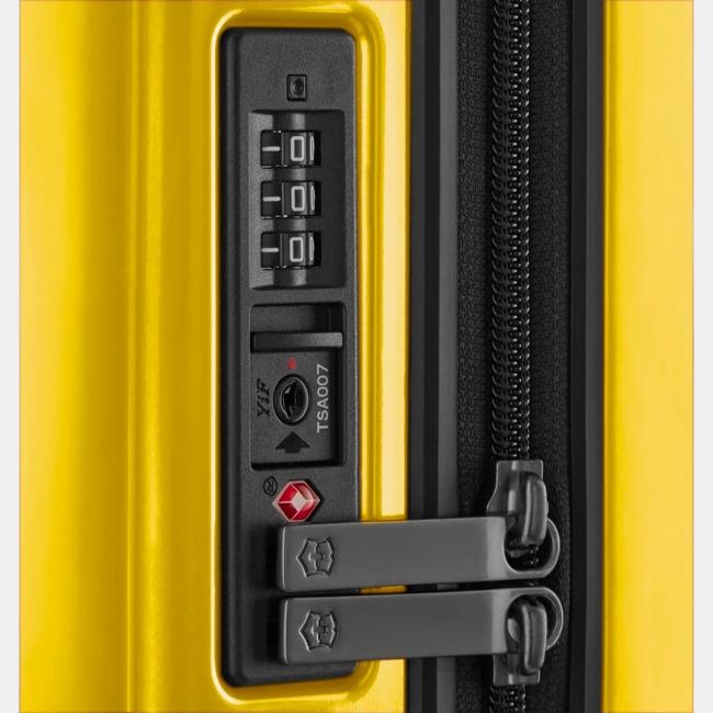 Victorinox Airox Global Hardside Carry-on